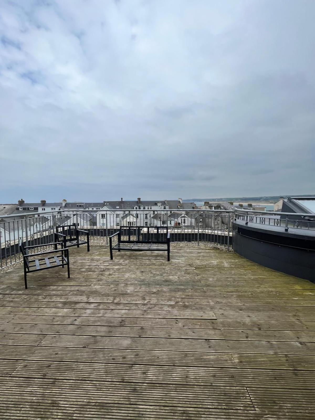 2 Ramore Ave Portrush Ruang foto